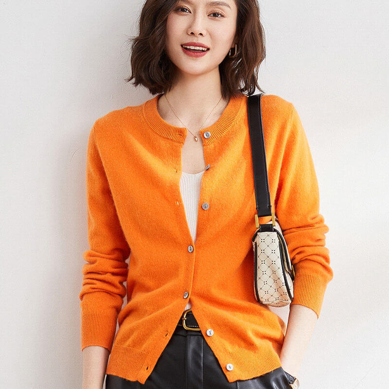 Stylish Knitwear Women’s Cardigan Coat – Soft and Cozy Design | Phonax Services