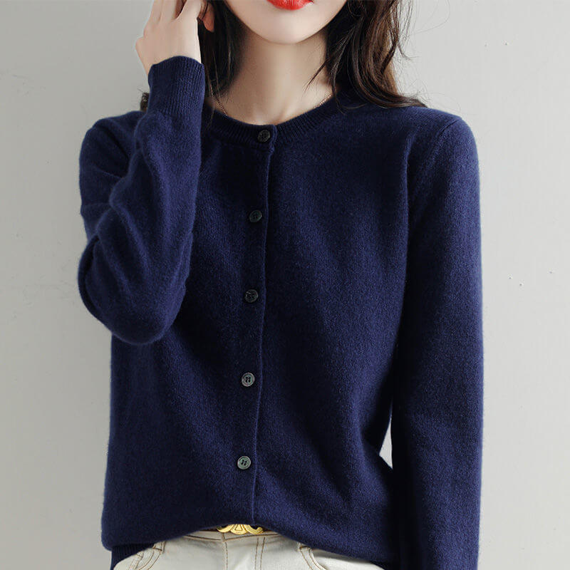 Stylish Knitwear Women’s Cardigan Coat – Soft and Cozy Design | Phonax Services