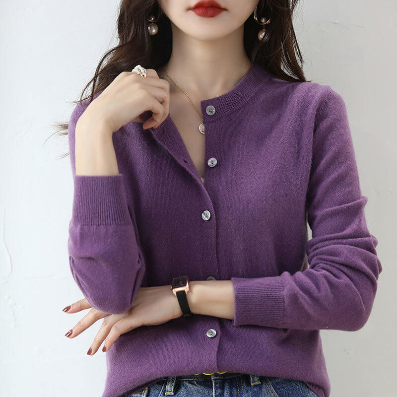 Stylish Knitwear Women’s Cardigan Coat – Soft and Cozy Design | Phonax Services