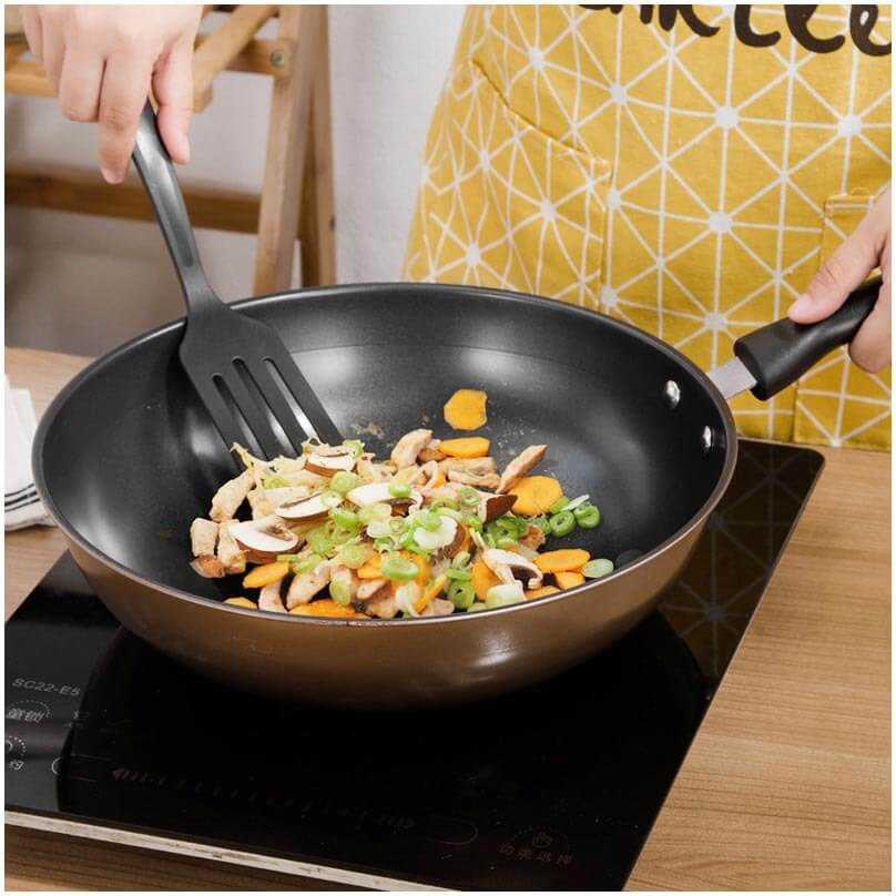 3-Piece Cast Iron Non-Stick Cookware Set – Durable Kitchen Pots & Frying Pan by Phonax | Phonax Services