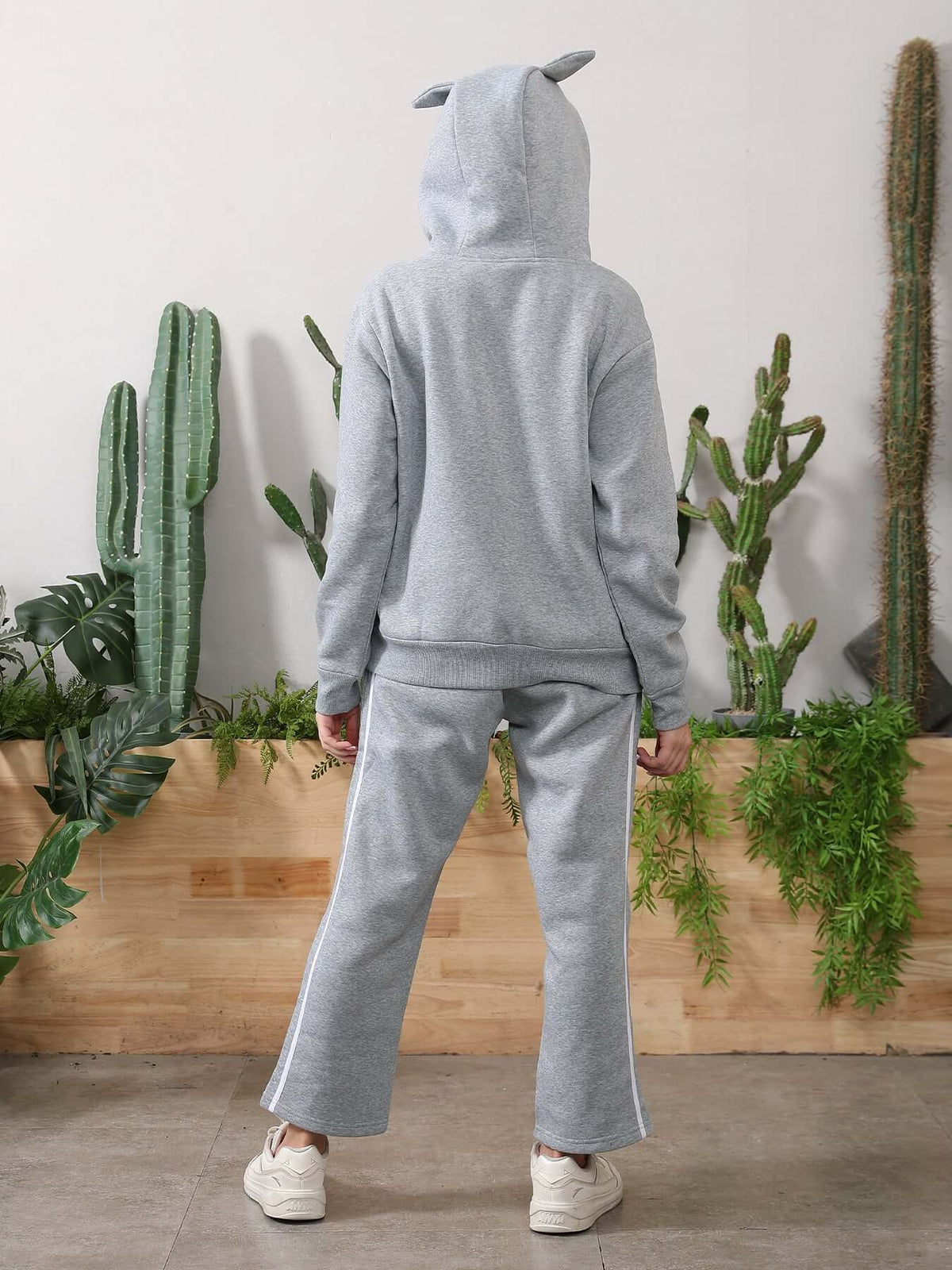 Scatco Women's Long Sleeved Hoodie Set – Comfortable and Stylish Loungewear | Phonax Services
