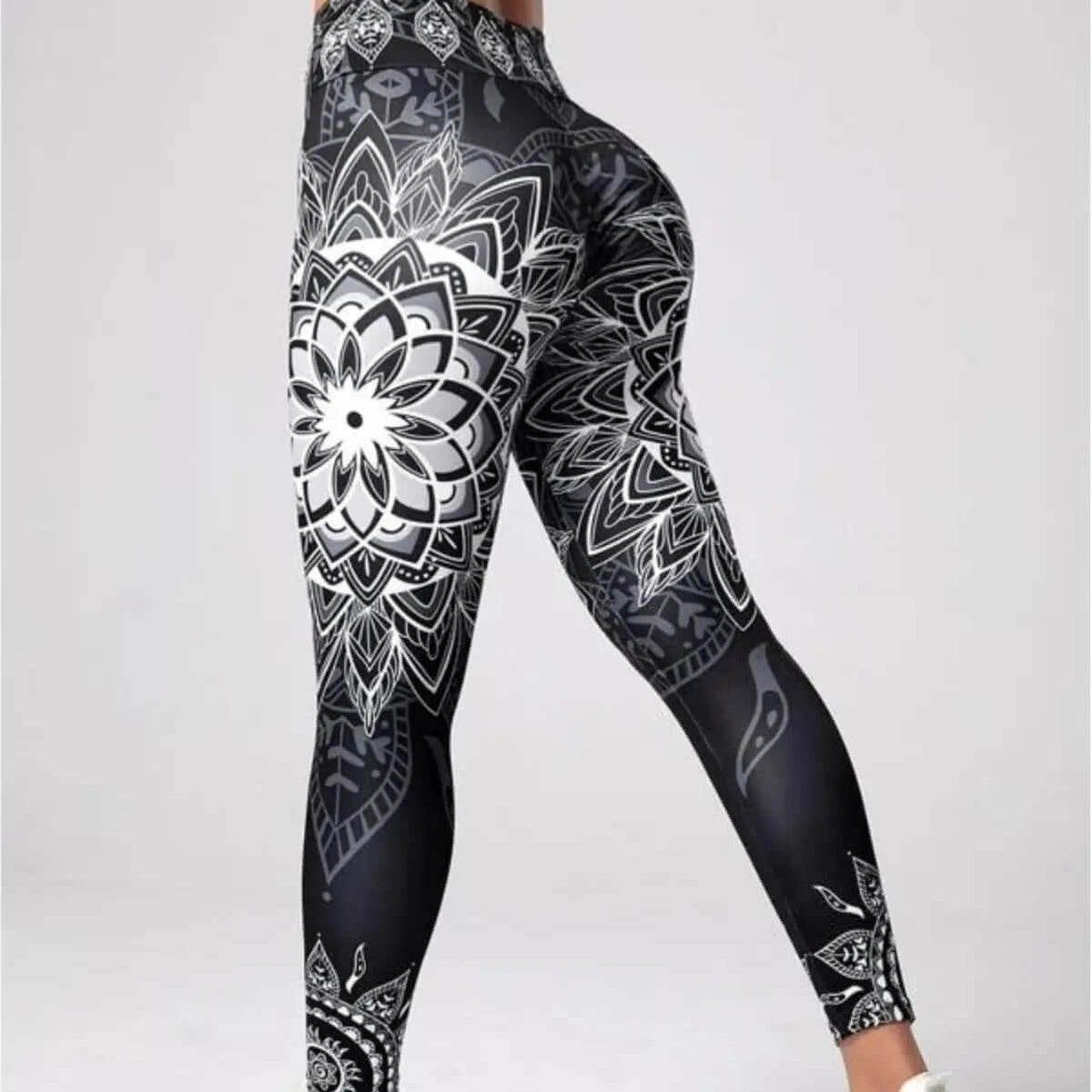 YogaFashion Slim Skinny Pants – Comfortable Stretch Fit | Phonax Services
